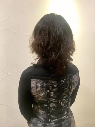 セミロング カラー パーマ G LUX(ジールクス)所属・清水 まなのマツエク・マツパデザイン