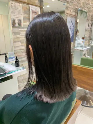 ミディアム カラー 高橋友里亜 /フリーランスのヘアスタイル