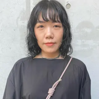 ミディアム パーマ ホリケ アオイのヘアスタイル