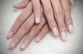 ネイル Nailsalon Latteのネイルデザイン
