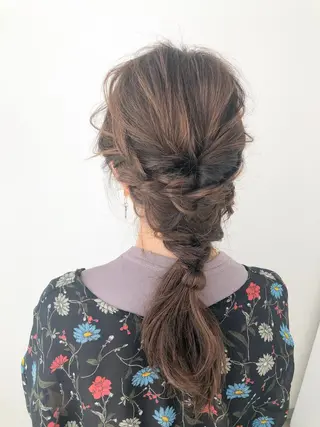 ロング AKANE 【zina新宿】のヘアスタイル