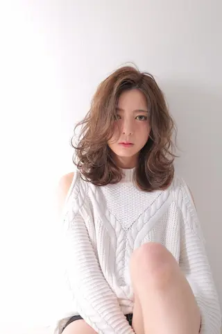 カラー レイヤーカット 早崎太生のヘアスタイル