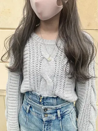 ロング カラー ヘアアレンジ yuka .のヘアスタイル