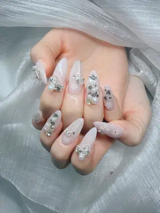ネイル Lee Nailsのネイルデザイン