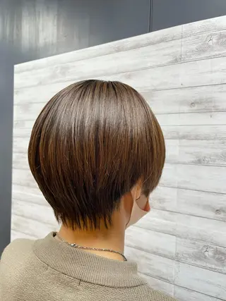 ショート 🌈デザインカラー MISAKI🐰のヘアスタイル