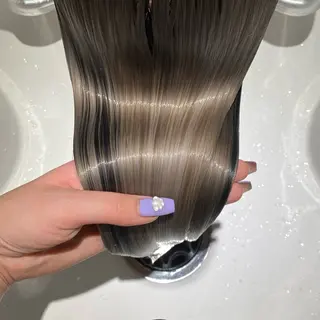 カラー AVANCE KAKOのヘアスタイル