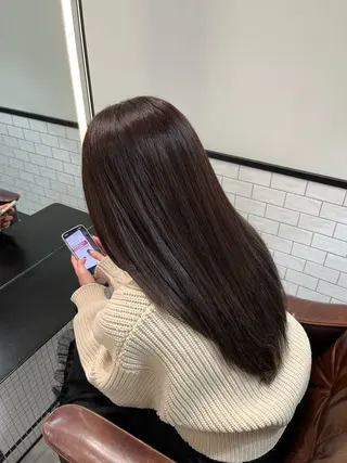 ロング アイバ シュンのヘアスタイル