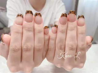 カラー ネイル 芦辺 香奈のネイルデザイン