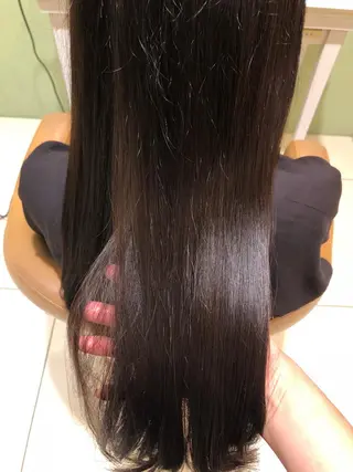 ロング カラー カワサキ ヒナコのヘアスタイル