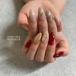 ネイル BONHEUR Annaのネイルデザイン