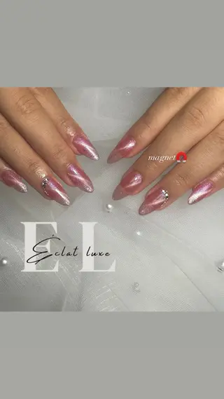 ネイル 倉石 百恵のネイルデザイン