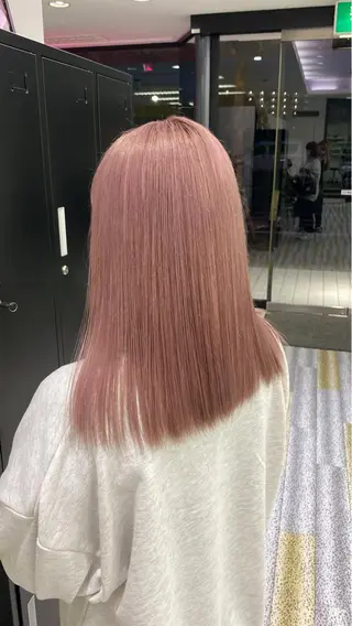 カラー 石原 侑祈のヘアスタイル