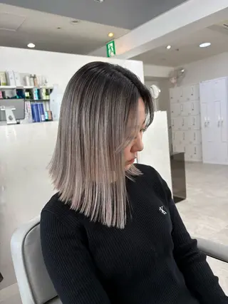 ミディアム ブリーチ/ゆうと /バレイヤージュのヘアスタイル