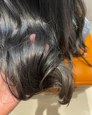 ロング 小松崎 結花のヘアスタイル