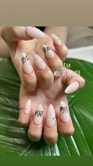 ネイル AZUR N&eyelashのネイルデザイン