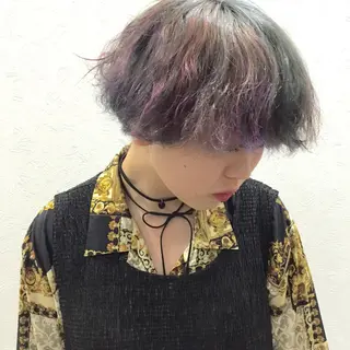 ショート カラー 岩田 萌那のヘアスタイル