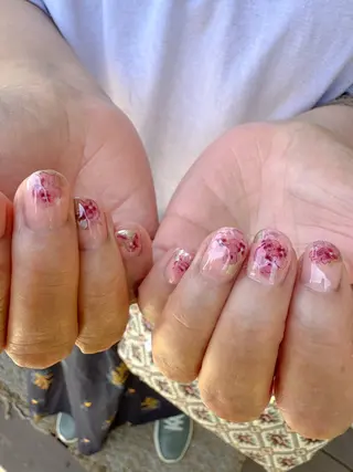 ネイル 🌲🌳🚪iiit o🌲🌳🌲のネイルデザイン