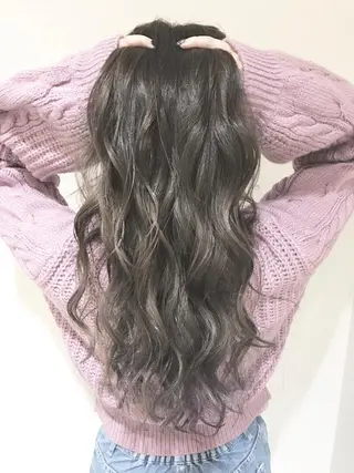 ロング カラー filo by　Feria所属・filo   渋谷 Gishiのヘアスタイル