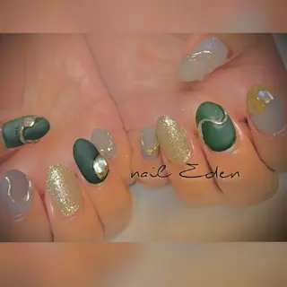 ネイル Eden　private nail saron所属・Eden ♾️のネイルデザイン