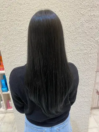 ロング 山下 優美のヘアスタイル