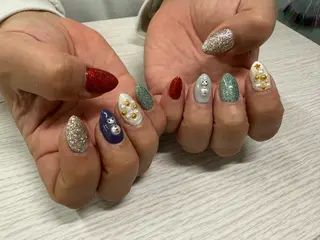 ミディアム 内堀 優妃のネイルデザイン