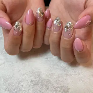 ネイル Ami 🦥のネイルデザイン