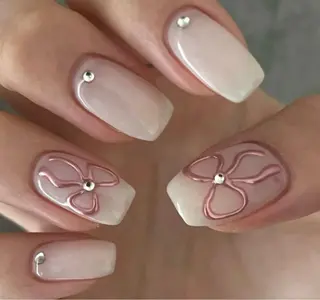 ネイル 夏美 葵のネイルデザイン