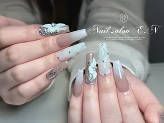 ネイル E.N🦋 長さ出し/持ち込みのネイルデザイン