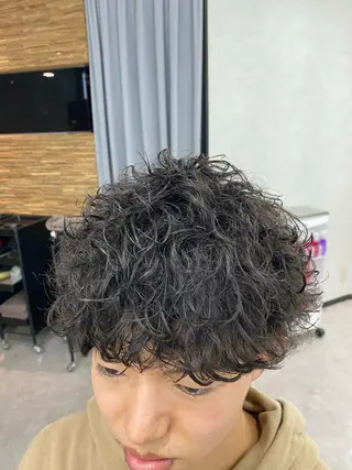 パーマ メンズ Lond luce心斎橋所属・🍀小川大輔🍀 ボブ/ブリーチ🥇のヘアスタイル