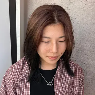 セミロング カラー mitsuki🎀 ブリーチ/エクステのヘアスタイル