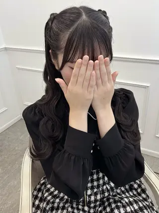 ロング ヘアアレンジ 新井 凪のヘアスタイル