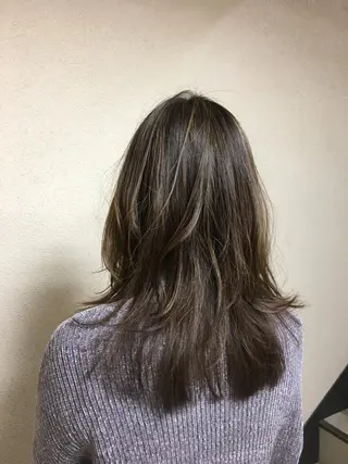 ロング G LUX(ジールクス)所属・清水 まなのマツエク・マツパデザイン