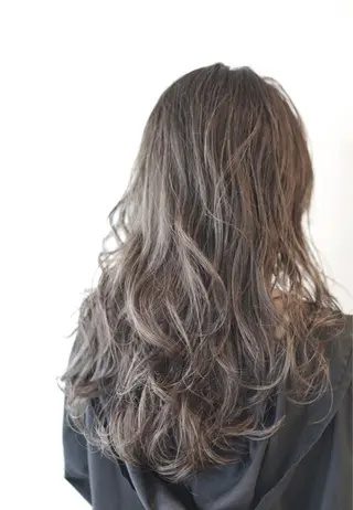 セミロング カラー salon m ni サロンマーニ所属・久保田 一のヘアスタイル