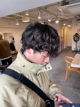 ショート パーマ メンズ 谷口 悠生のヘアスタイル