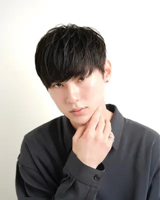 ショート メンズ 顔周りレイヤー/ メンズ/橋川光太郎のヘアスタイル