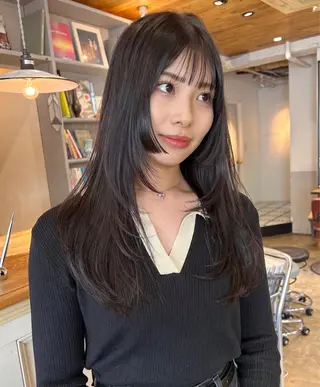 ロング カラー レイヤーカット🎀 yuiのヘアスタイル