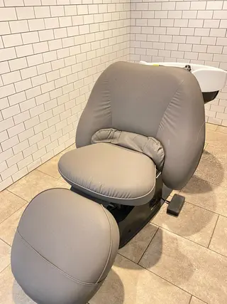 LOUVRE【ルーブル】所属・柴田 久美子のヘアスタイル