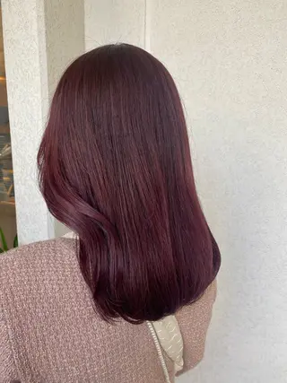 セミロング fumi🪞血色感 アップ艶カラーのヘアスタイル