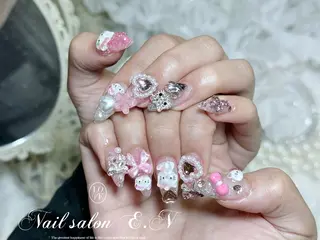 ネイル E.N🦋 長さ出し/持ち込みのネイルデザイン