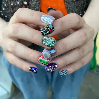 ネイル neouv所属・NEOUV NAILのネイルデザイン