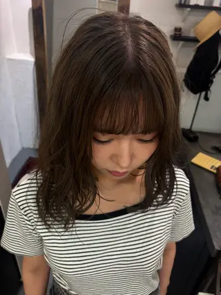 ミディアム ooit所属・ooitヨシダ ミナミのヘアスタイル