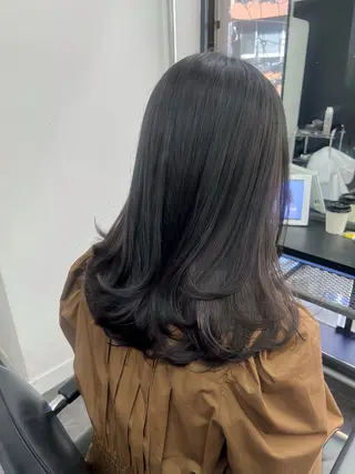 ロング レイヤーカット/透明 感カラー/aikaのヘアスタイル