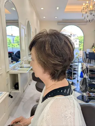 カラー ショート Salon de with根本博史のヘアスタイル