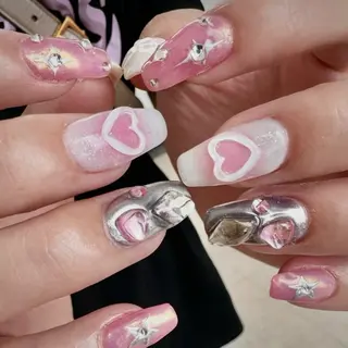 ネイル m kaori𓃟のネイルデザイン