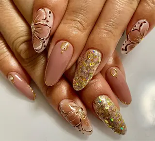 ネイル Nail&Eyelash Amour(アムール)所属・山下 愛のネイルデザイン