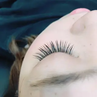 マツエク・マツパ 🌼Alba🌼 犬馬塲のマツエク・マツパデザイン