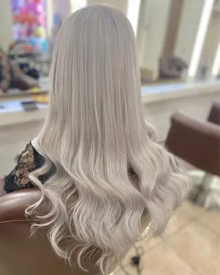 セミロング 🦋 SHION 🦋のヘアスタイル