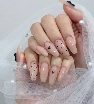 ネイル Lyna 池袋のネイルデザイン