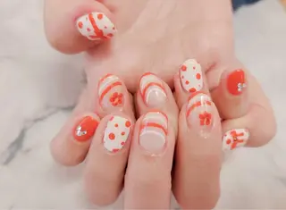 ネイル ネイルリボン 受付スタッフのネイルデザイン