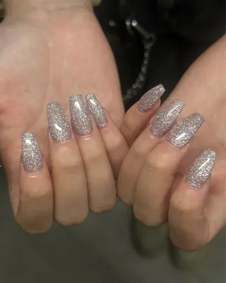 ネイル Haluca 長さ出し🍀のネイルデザイン